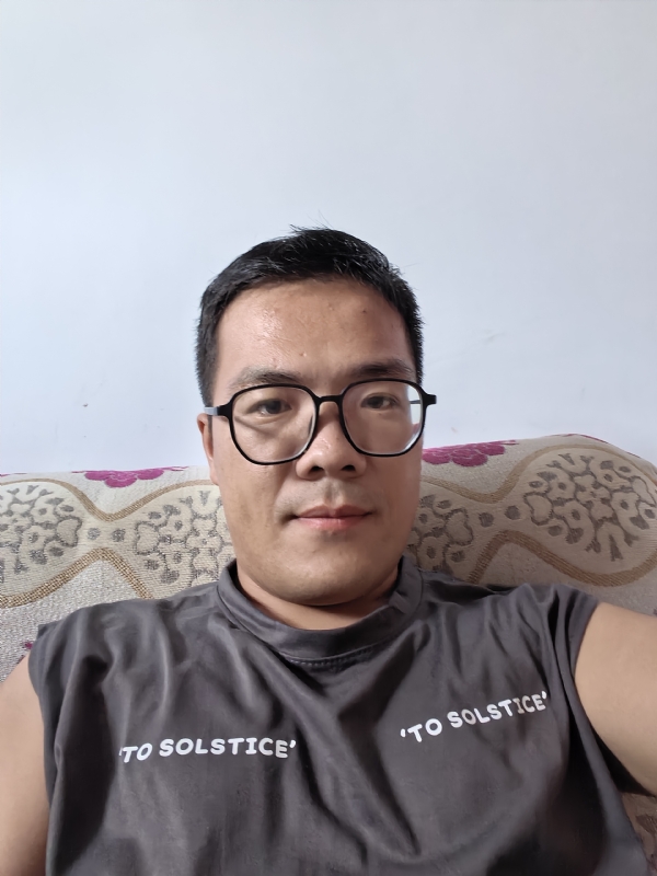 卫TF的第二张照片--长汀相亲网
