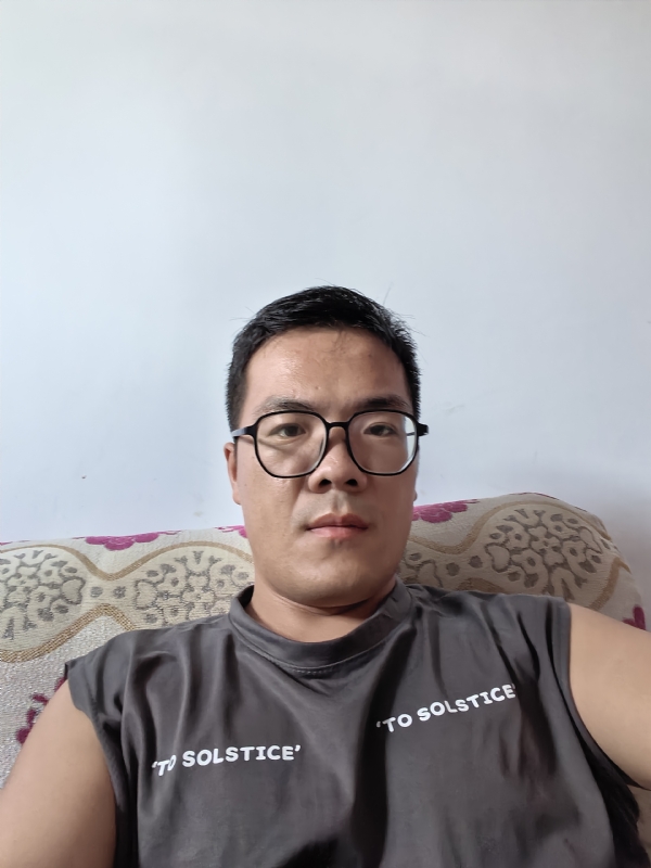 卫TF的第三张照片--长汀相亲网