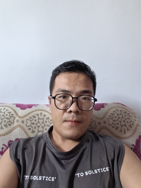 卫TF的第四张照片--长汀相亲网
